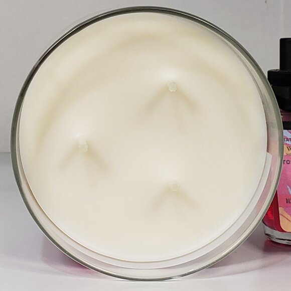 ROSE WATER IVY & MAHOGANY TEAKWOOD 3 Wick Candle & Wallflower Set - Picture 3 of 4